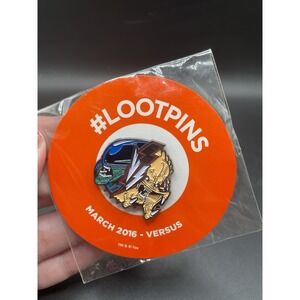 LootCrate‎ ~Collectible Pinback ~Versus LootPins ~'Alien Vs. Predator' ~New